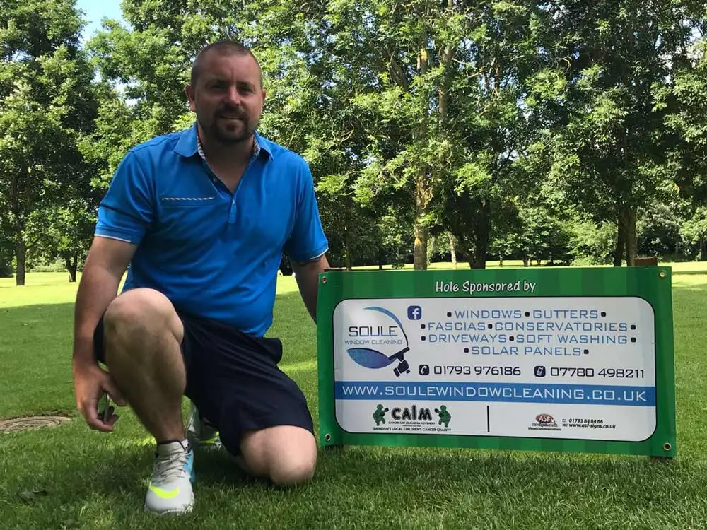 Soule Window Cleaning sponsors golfing hole