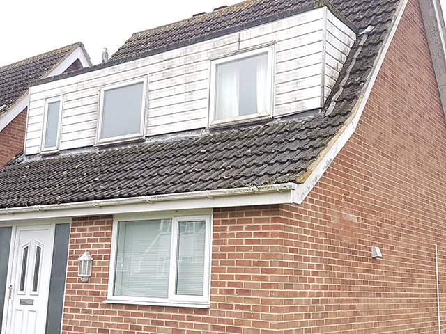 cladding cleaning Swindon