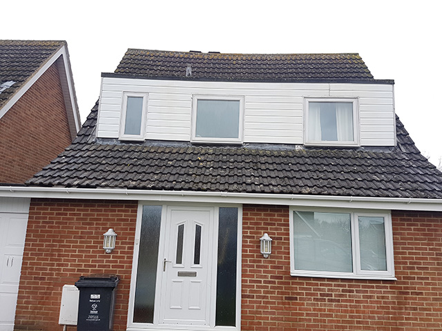 cladding cleaning Swindon