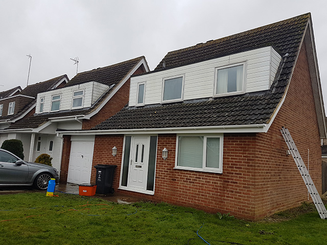 cladding cleaning Swindon
