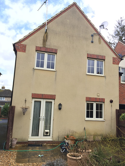 render cleaning Swindon