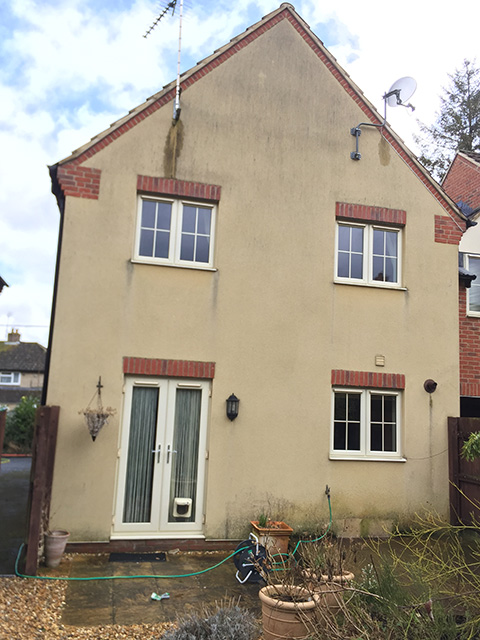 render cleaning Swindon