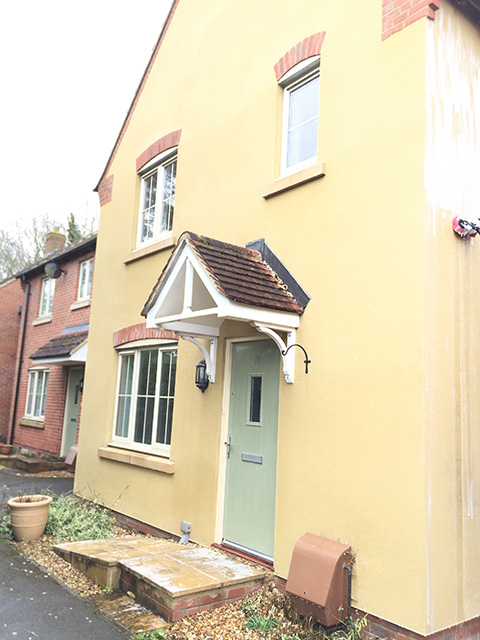 render cleaning Swindon